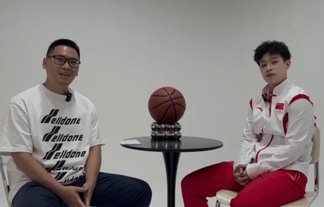 开云体育-体坛专访女篮新星李缘：明年的目标是奥运领奖台